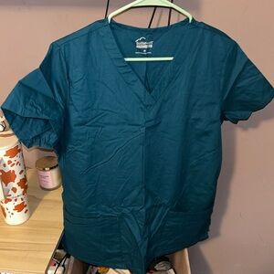 Uniform advantage butter-soft scrub top